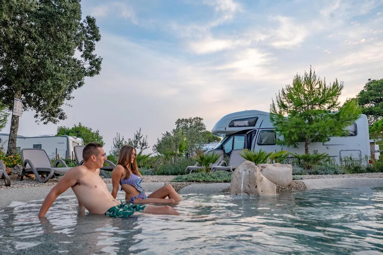 Mobile Homes At Camping Ugljan Resort 2*,  Kroatien