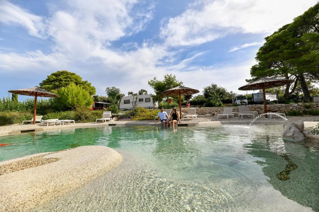 Mobile Homes At Camping Ugljan Resort 2*,  Kroatien